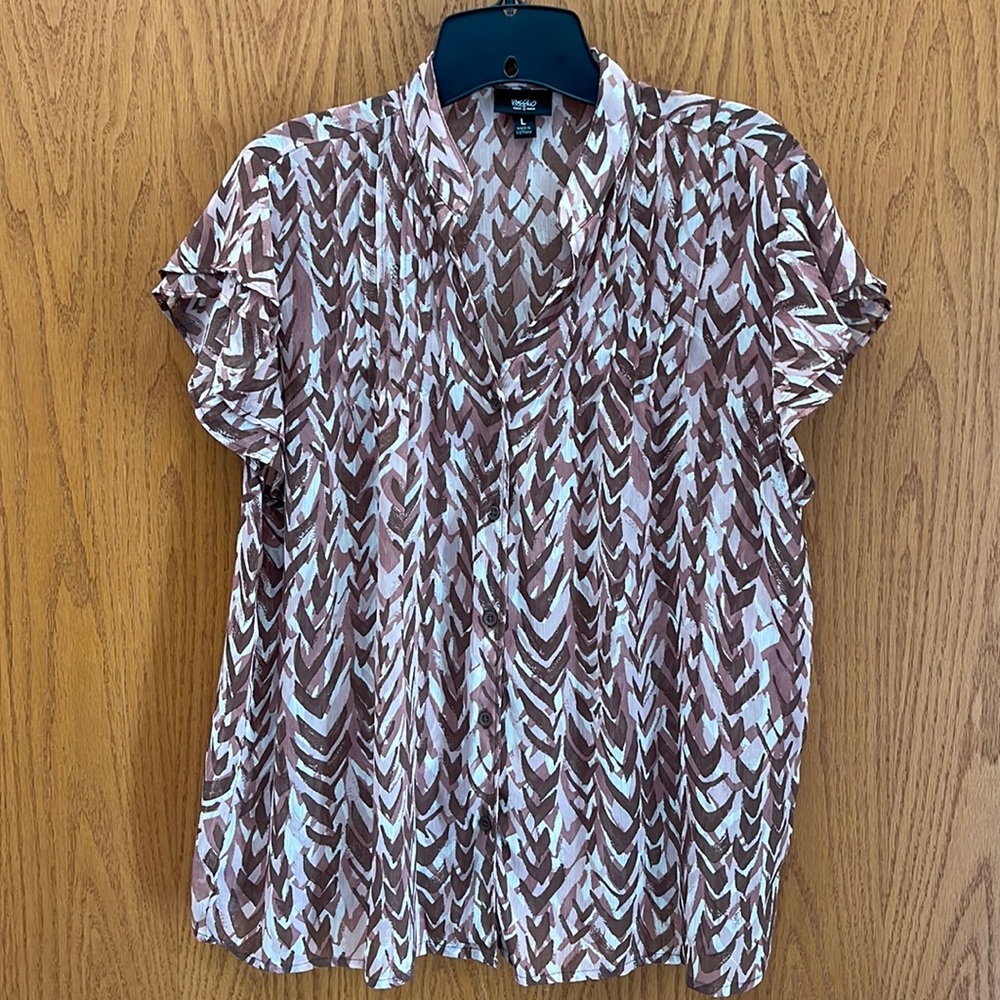 Mossimo Women’s flutter short sleeve sheer button down blouse SZ L